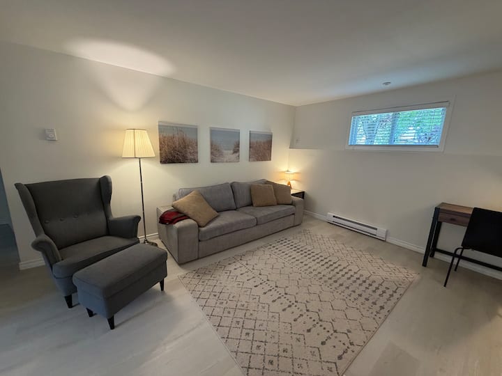 The East Van Stay - Vancouver