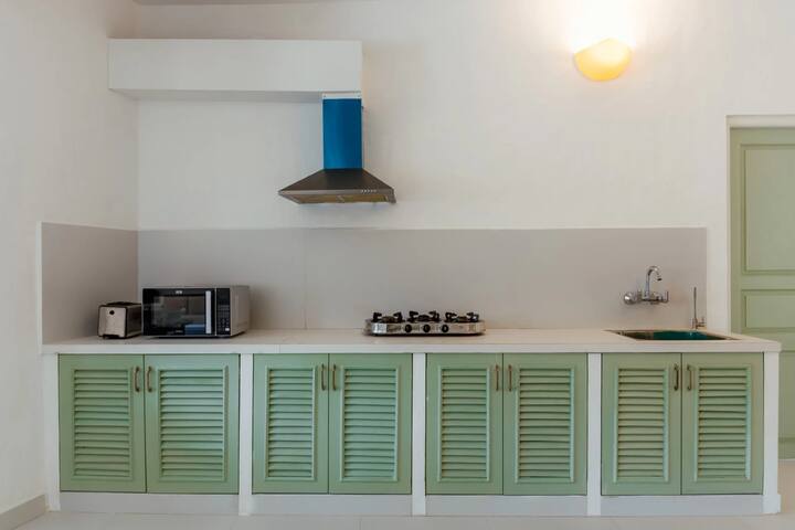 Kitchenette image 1