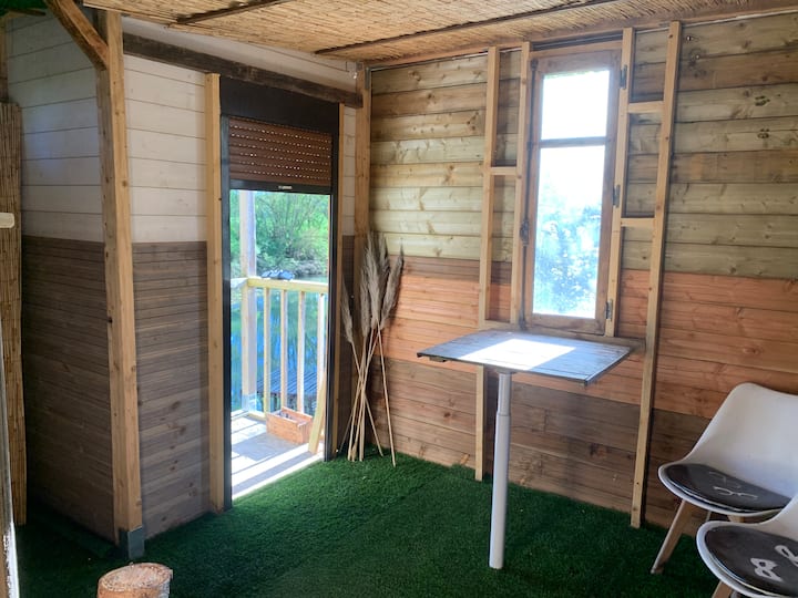La Cabane Au Bord De Leau, Dépaysement Total - Vouvray