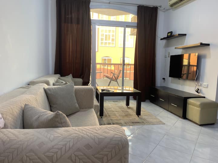 Marvel Desert Pearl Three Bedrooms - Gurdaka