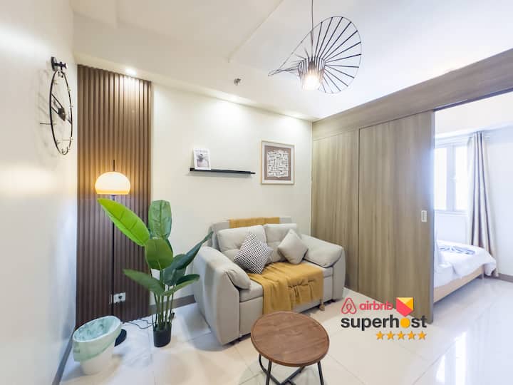 Cozy Suite@smdc Coast| Moa View| Near Star City - Manila