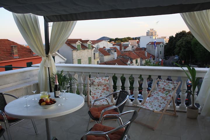 Villa Skalinada Newly Renovated Stone House - Tisno