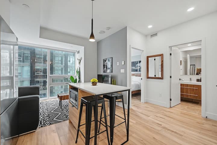 1 Bed/1 Bath Standard Suite - Le Livmore - Montreal