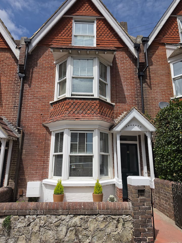 3 Bed Family Home Eastbourne - Eastbourne