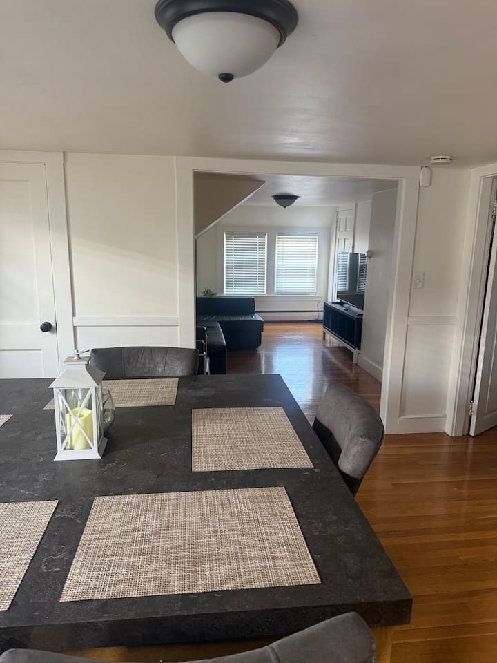 Charming Salem Stay Near Downtown & The Waterfront - Beverly, MA