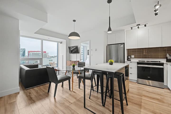 2 Bed/2 Bath Standard Suite - Le Livmore - Montreal