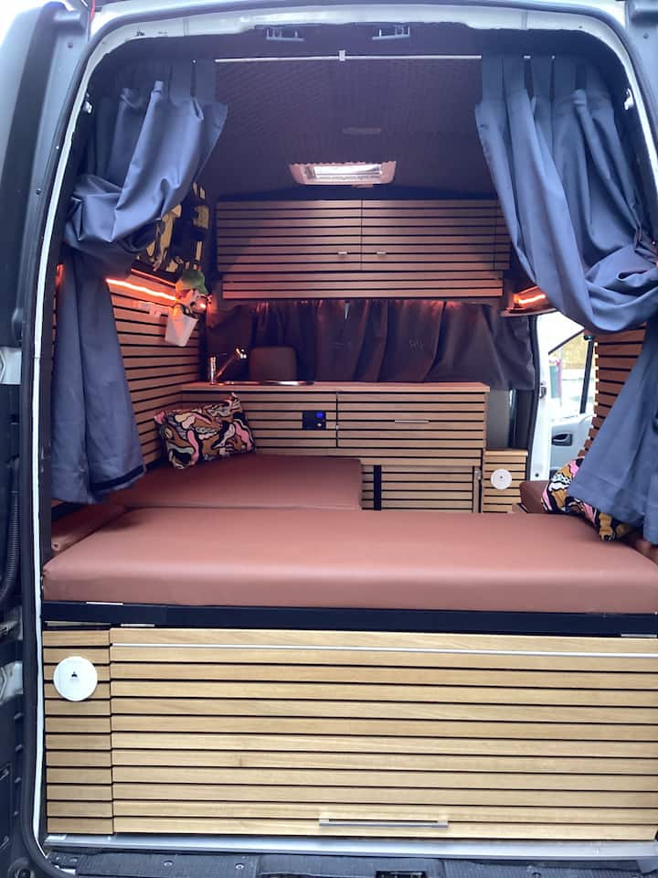 Explore Mallorca In A Vanway Life Adventurous Mode - Maiorca, Spagna