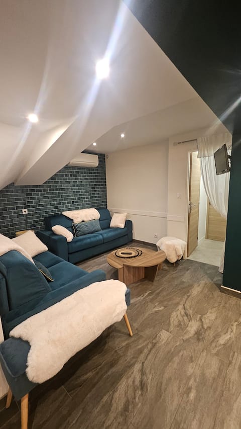 the blue loft 12 [rated 3 stars]