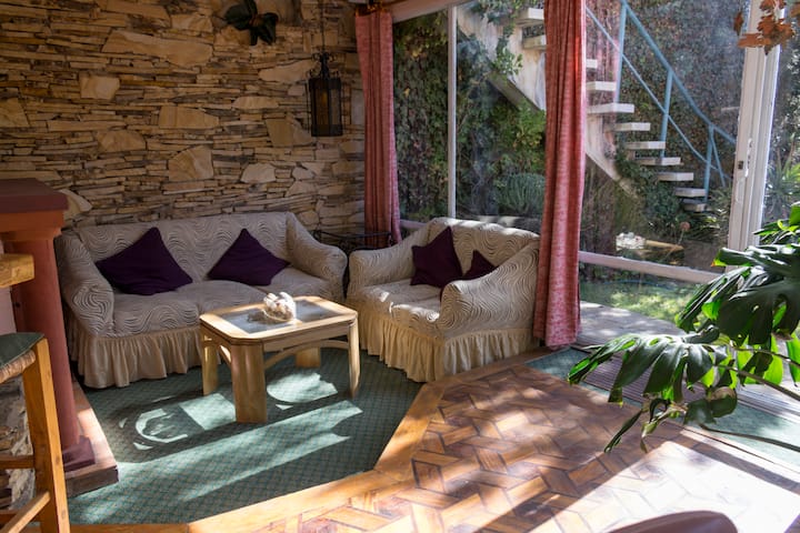 Petite Maison Rustique Avec Vue Sur Le Jardin - La Paz