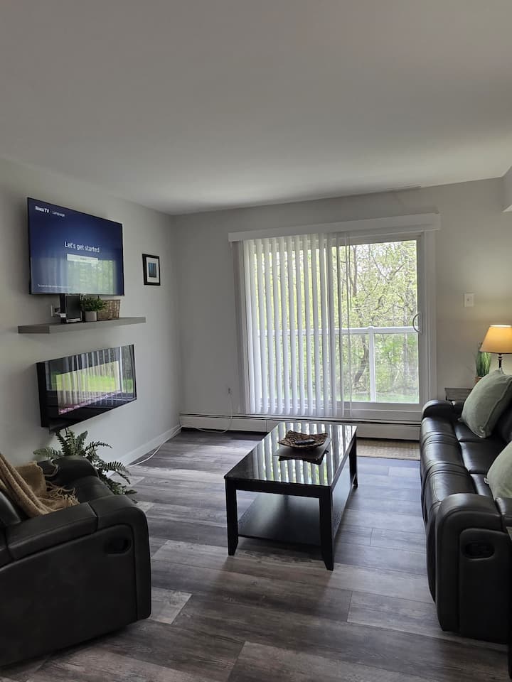 Newly Renovated 1br In West Park - Red Deer