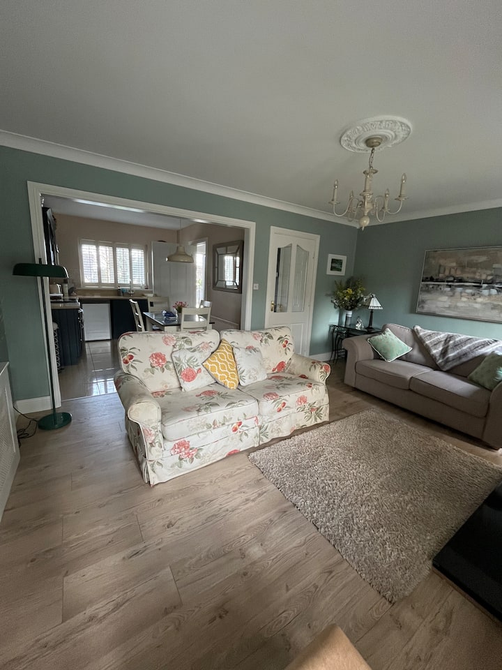 Chic Two Bedroom Townhouse. - Cork (Ireland)