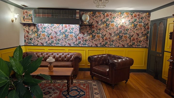 Old School Cool - Tauranga