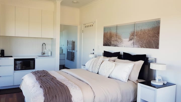 Studio On Tallowwood Street - Maleny