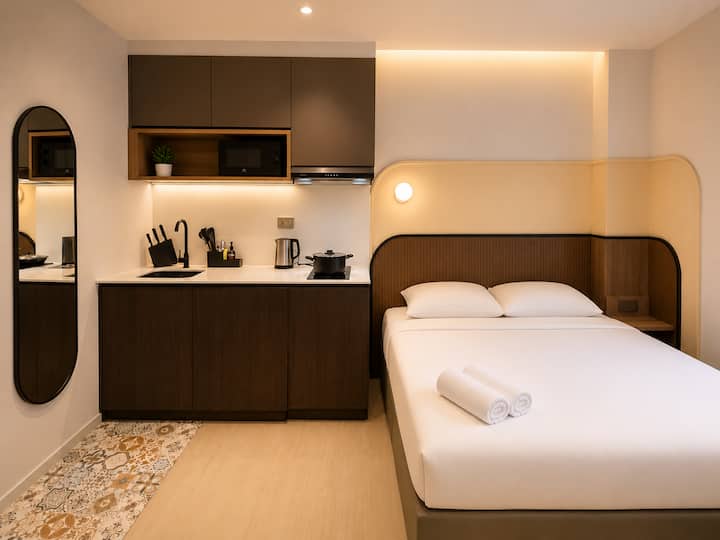 Deluxe King Studio With Kitchenette & Washer/dryer - Singapore