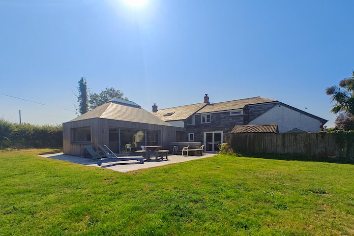 5 Bed In Marhamchurch (Oc-p45735) - Widemouth Bay