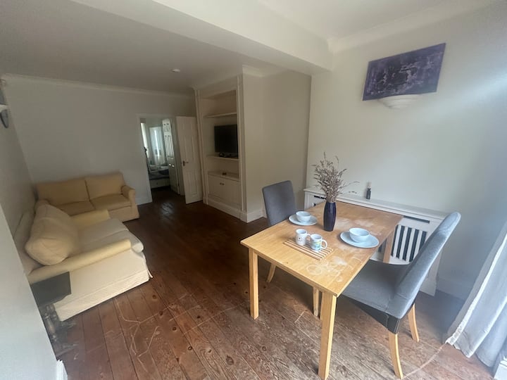 Eastcote Apartment + Garden 2 Mins Walk To Tube - ライスリップ