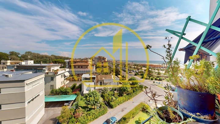 Lovely Apartment In Rustic Tuscan Style On The Sea - 비아레지오