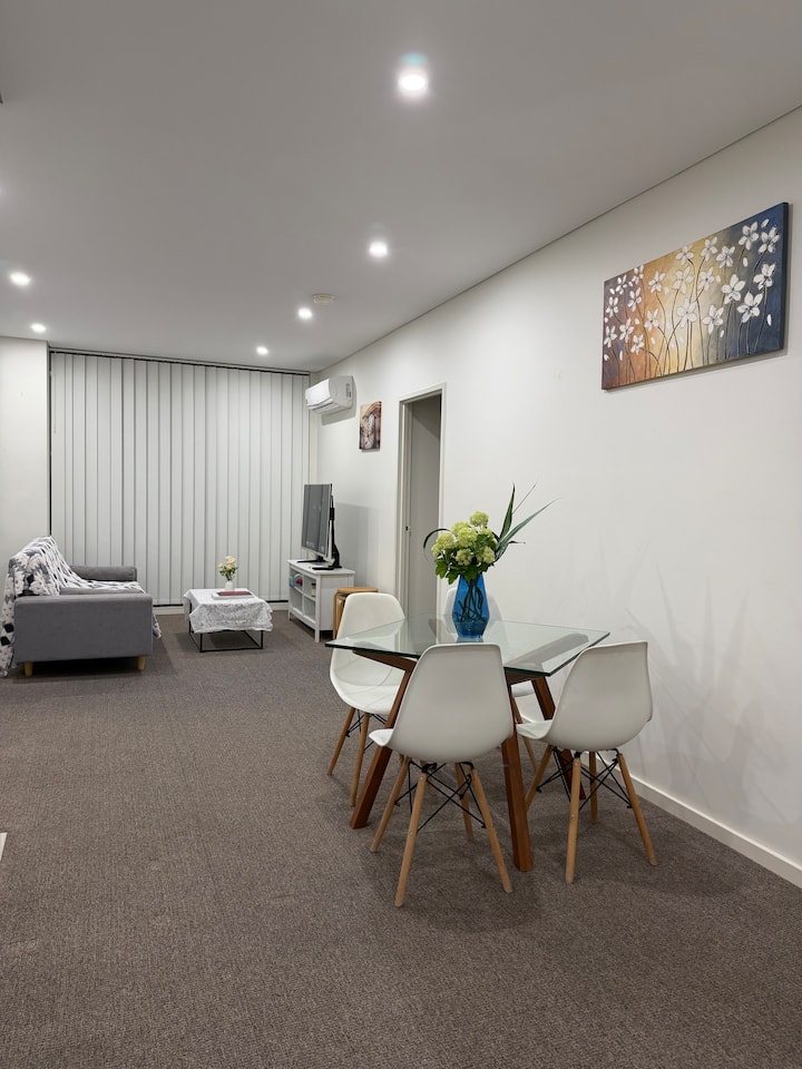 Comfortable Vacation 2brs & 2 Bathrooms  Apt - 利物浦