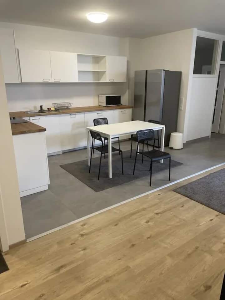Große Fünf Zimmerwohnung Im Herzen Von Worms - Worms