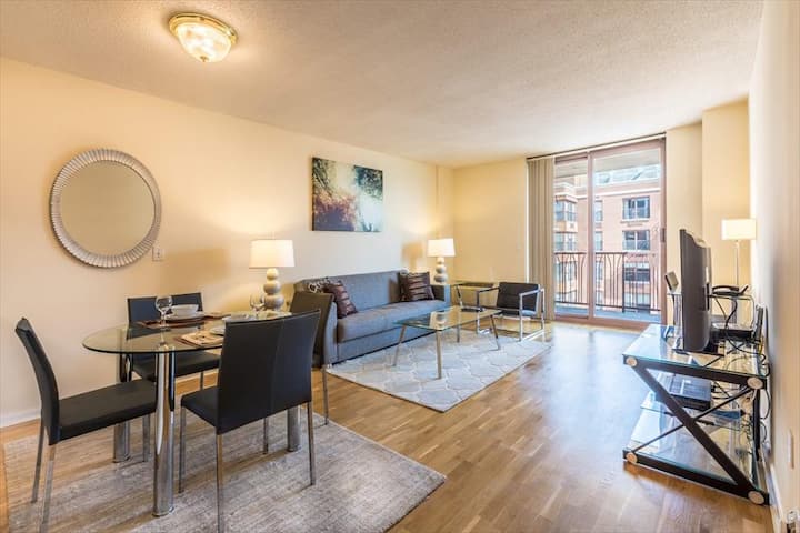 Waterfront Hoboken Stay! Perfect For Your Family - Hoboken, NJ