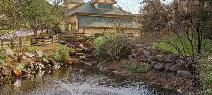 4bd/4ba Presidential At Smoky Mountains - Sevierville, TN