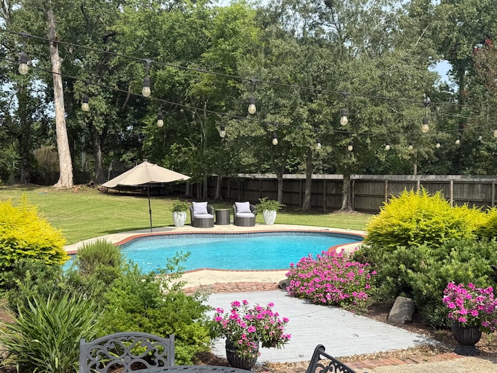 1.5 Miles To Lsu/ Private Pool/ 4 Br 3.5 Ba - Bâton-Rouge, LA