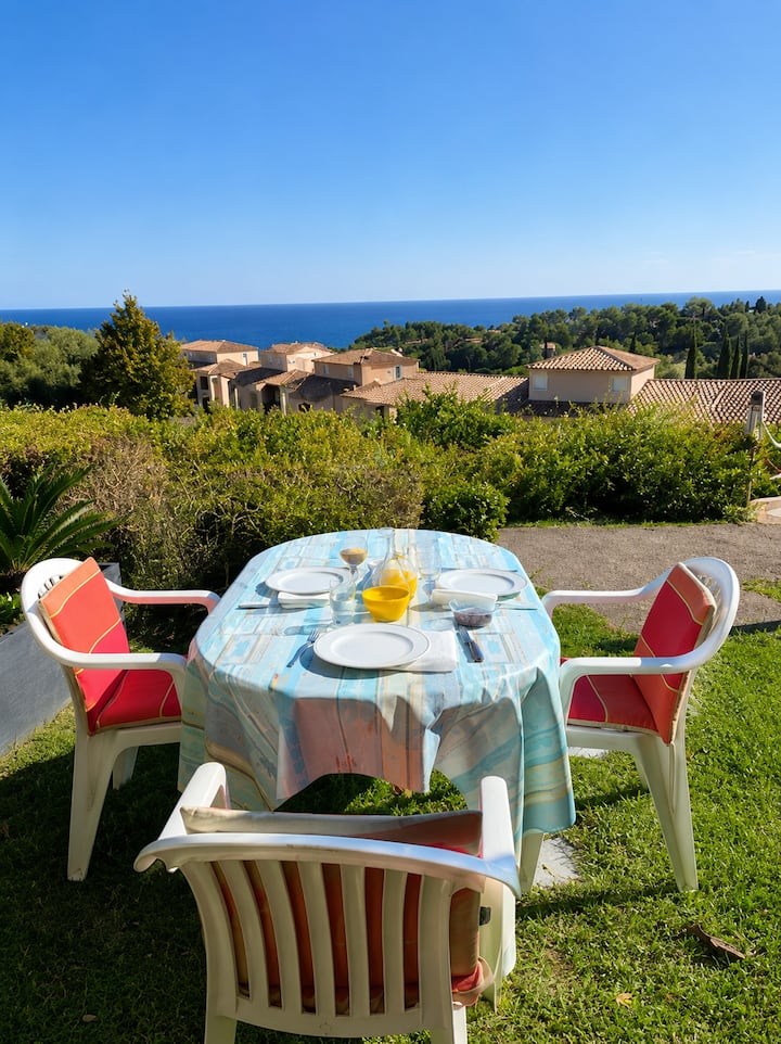 Studio Rénové Climatisé Avec Vue Mer Cap Esterel - Cap Estérel