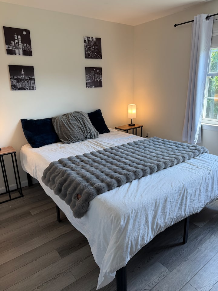 Countryside Townhome - Ashburn, VA