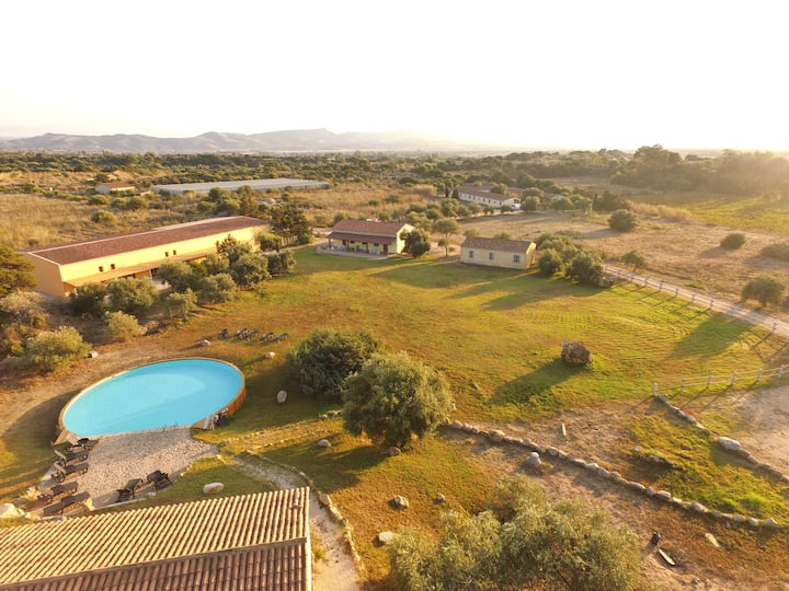 Holiday Home In Badesi With Pool 1.8 Km To Sea - Valledoria