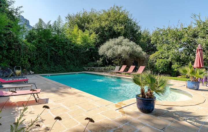 Stunning Home In Robion - Cavaillon