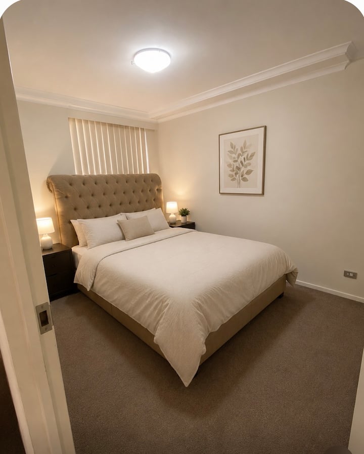 Peaceful And Spacious Unit In Pyrmont - North Sydney