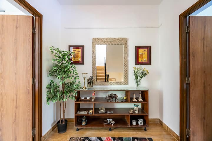 Living room image 9