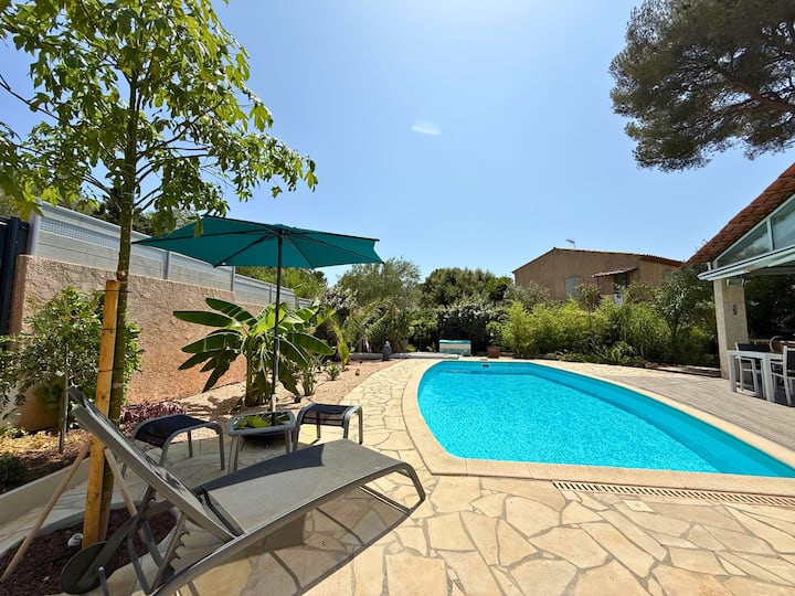 Villa Tout Confort Avec Piscine Et Climatisation - Cap Estérel