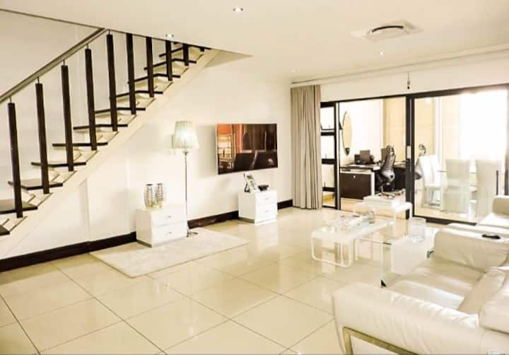 Umhlanga Charlet - Umhlanga