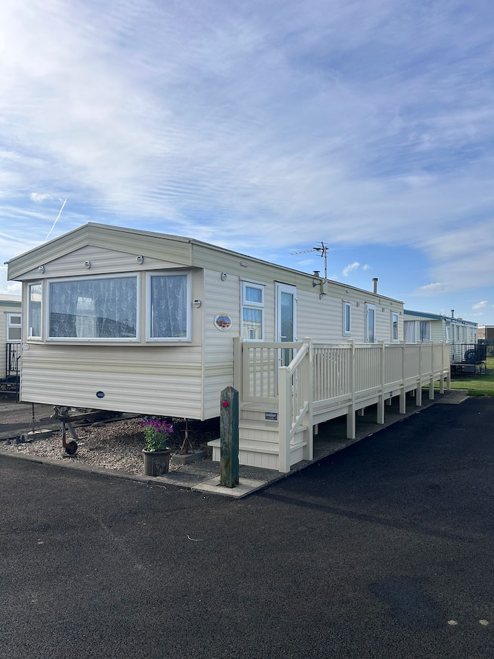 229 A Lovely Home From Home On A Quiet Site - Mablethorpe