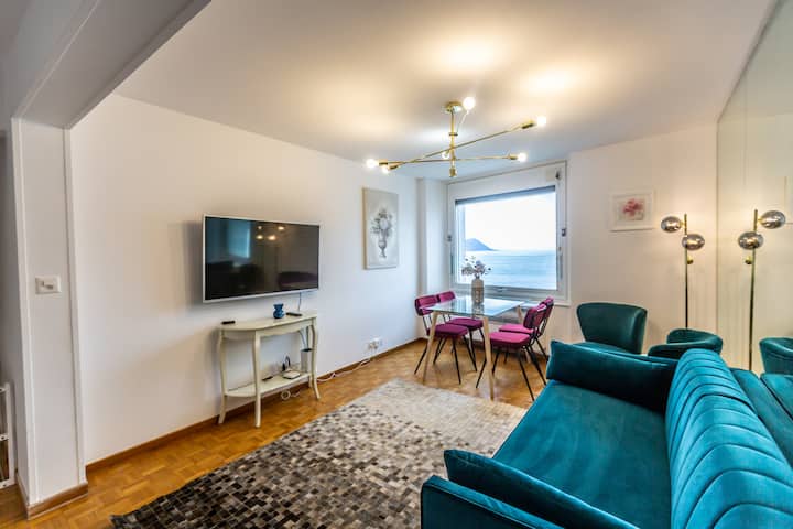 Higher-floor 2-bedroom With Balcony & Lake Views - Vevey