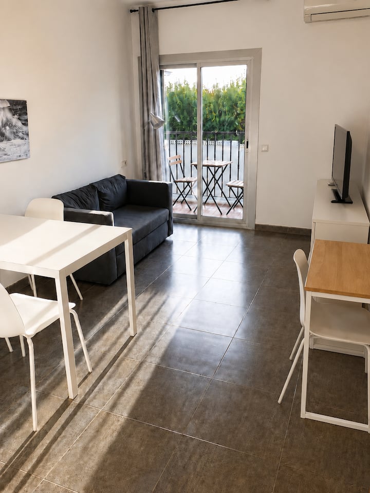 Bonito Apartamento A Dos Calles De La Playa - Cubellas