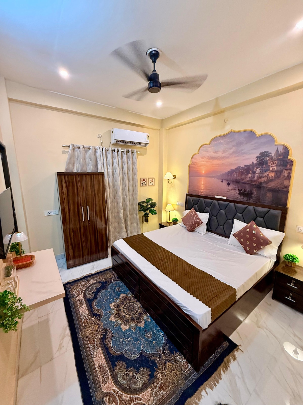 Place to stay in Varanasi
