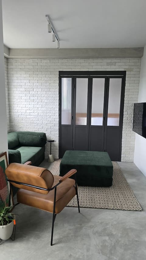 Successful Airbnb property: Retreat near Villa-Lobos Park in São Paulo