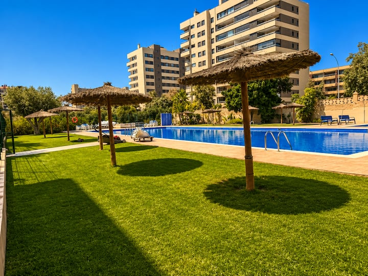 Spacious 2br Pool Parking Near The Beach - Alicante