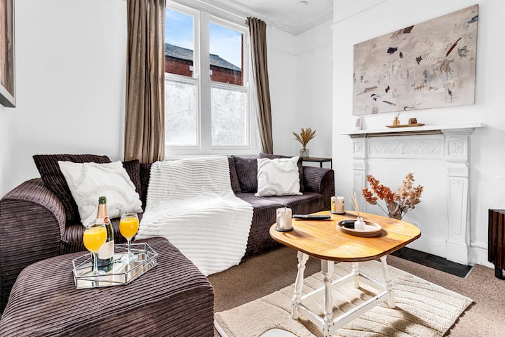 Spacious 2br Home In Chester|centre/free Parking! - Chester