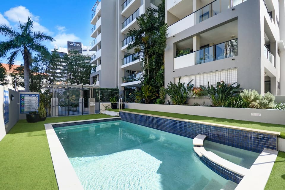 Pool at Brisbane Pool & Spa Apartment