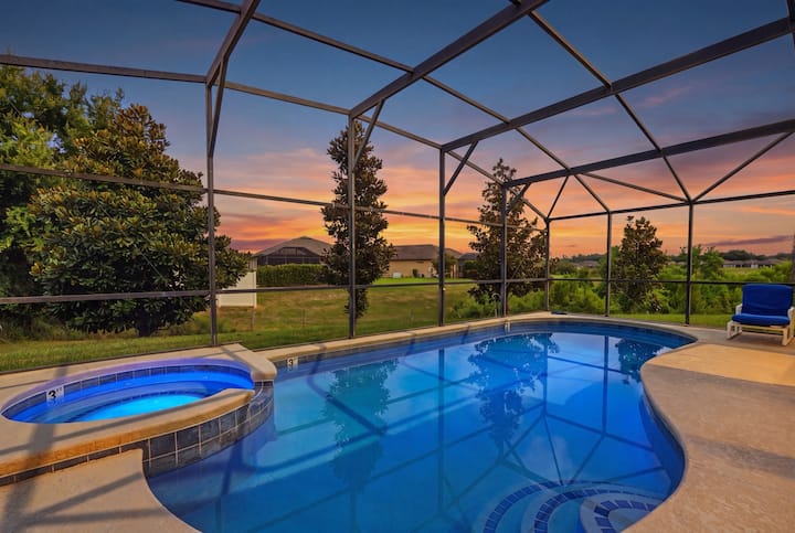Private Pool & Spa + Game Room Near Disney - 대븐포트