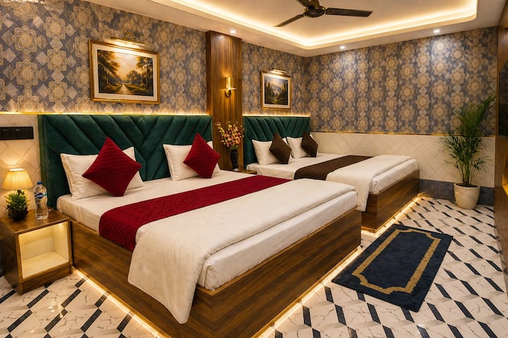 Stay At Vip Gate-2 Sampark Ram Tample - Ayodhya