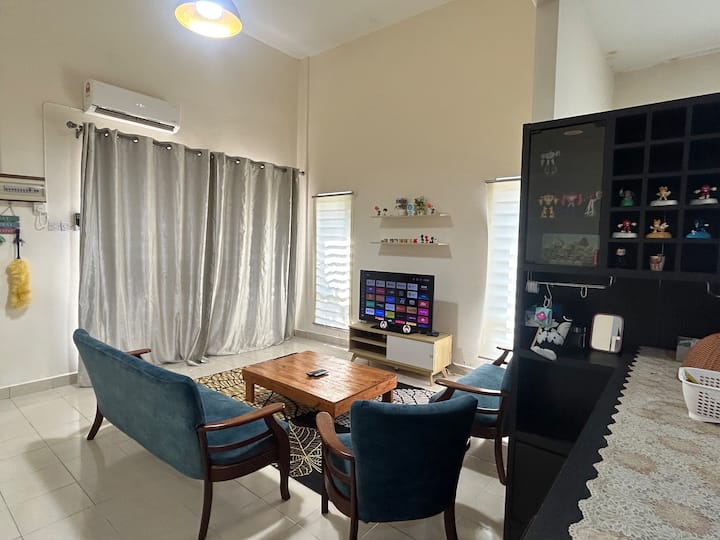 Luna Homestay - Kuching