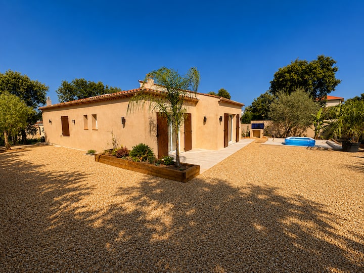Villa 100 M² Rénovée 3 Ch Terrain De Boules - Fréjus