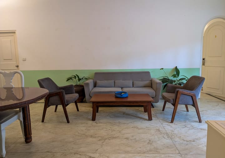 Living room image 3
