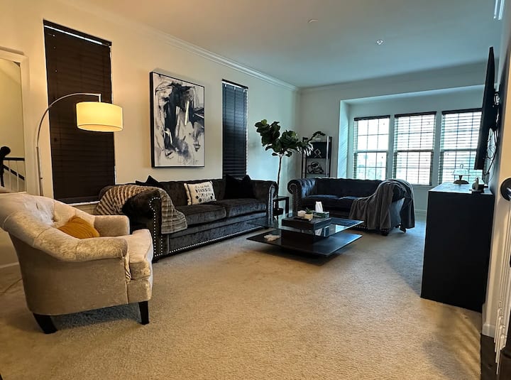 Cozy Stay Minutes From Johns Hopkins - Baltimore, MD