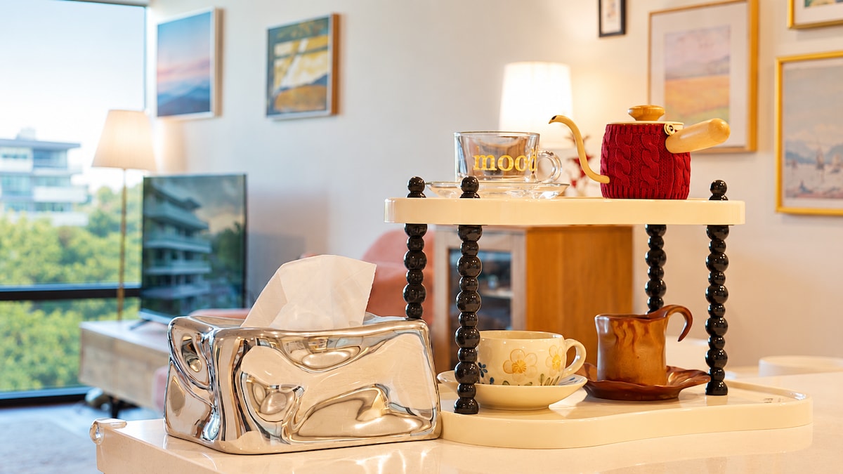 A Curated Home. Family Retreat. Park View. Netflix