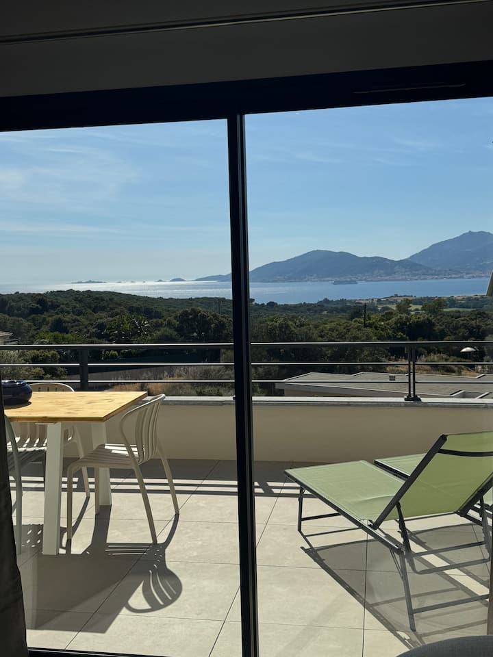 T2 N2 Moderne Vue Mer, Avec Grande Terrasse - Porticcio